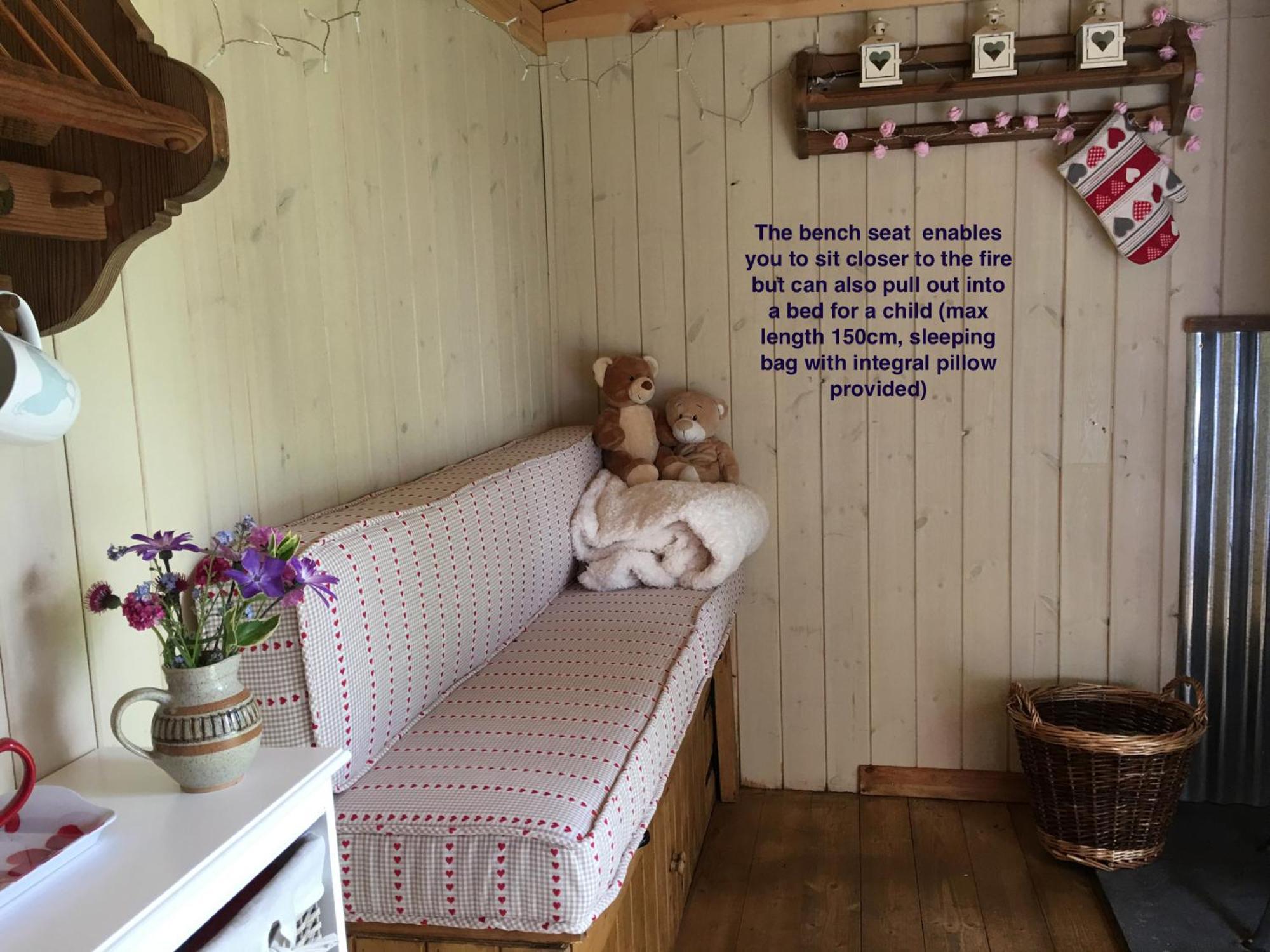 Fernwood Bed & Breakfast ริงวูด ภายนอก รูปภาพ